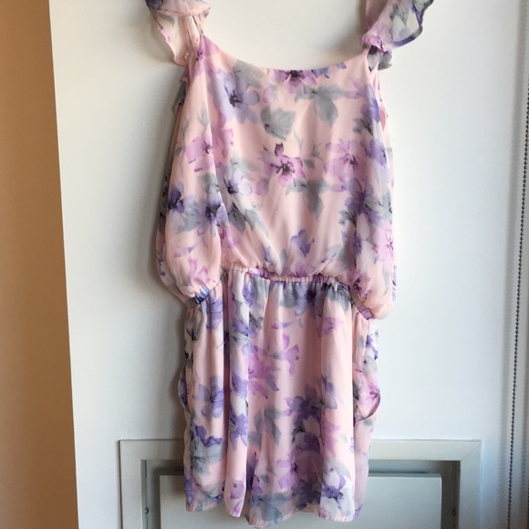 Urban Outfitters Floral Romper - Picture 9 of 10